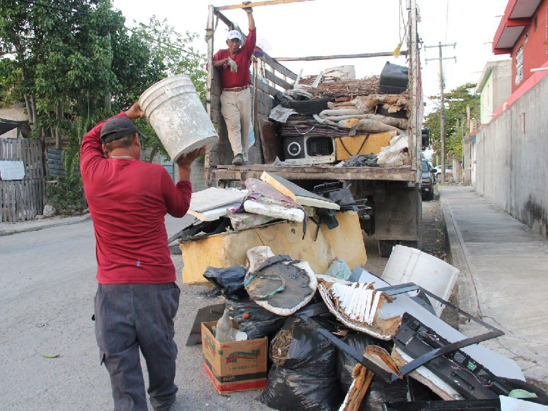 Recolectan 174 toneladas de cacharro para prevenir el dengue