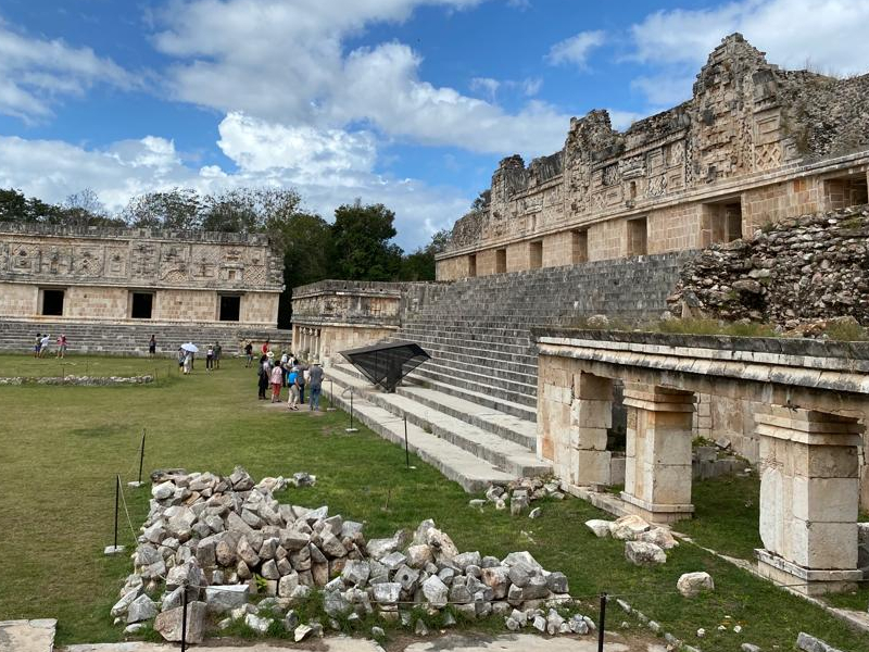 Sol en cenital, oscuridad de ciudades mayas