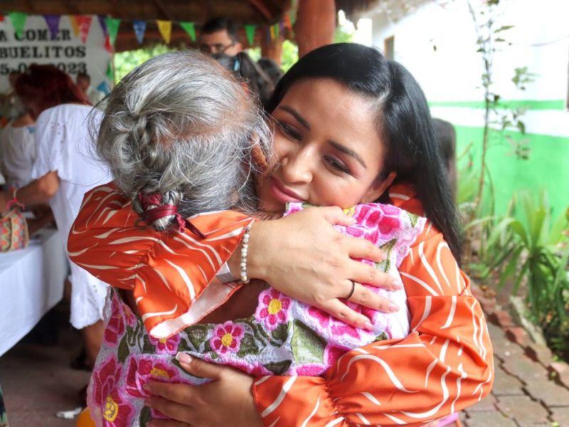 Blanca Merari abuelitos.