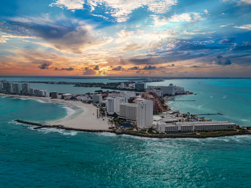 Clima Quintana Roo Cielo parcialmente nublado y sin lluvias
