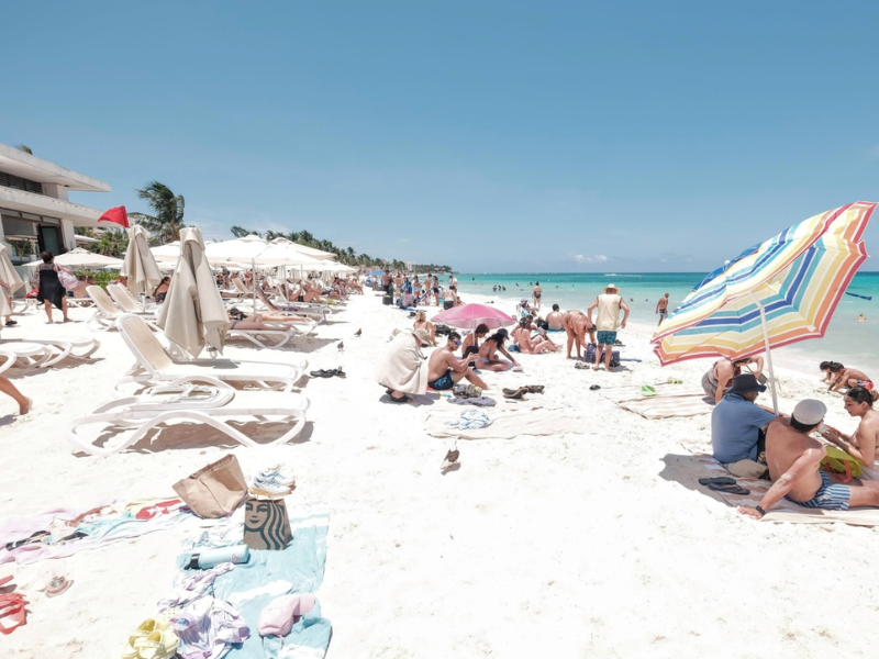 Disfrutan del Caribe más de 500 mil turistas