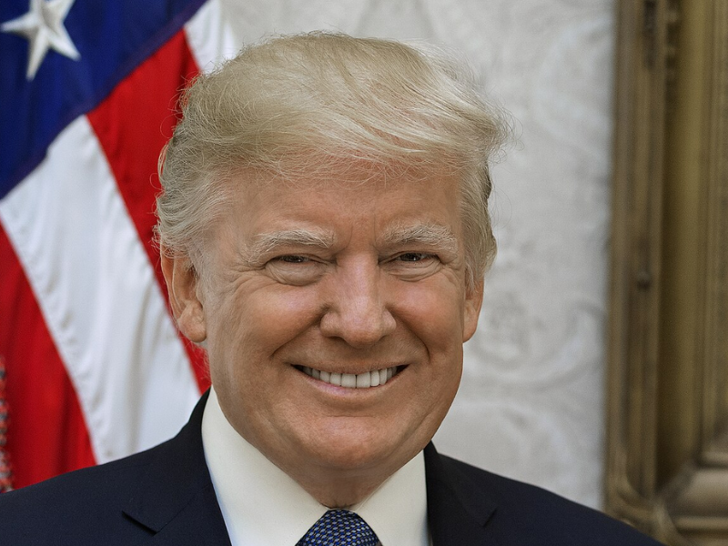Donald Trump queda bajo arresto, fichado y horas después lo liberan en Fulton