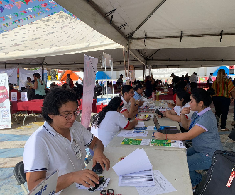 Acercan a los jóvenes ofertas de empleo