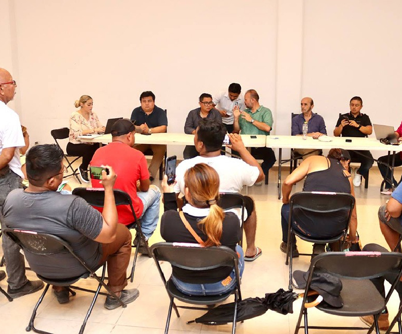 Protestan ciudadanos que exigen terrenos en Puerto Morelos