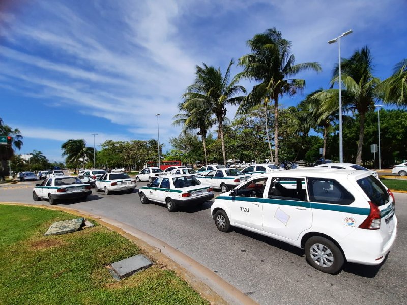 FGE solicita la cancelación de 8 licencias de operadores de transporte público