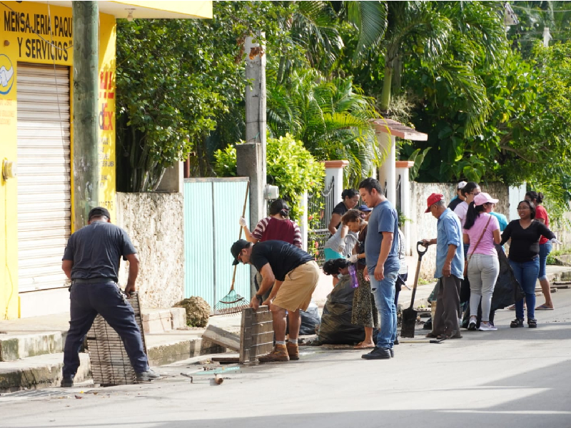 Activan en José María Morelos “Operación Limpieza” para prevenir inundaciones