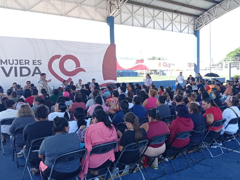 Dan de baja a 10 funcionarias de Quintana Roo que recibían 4 mil pesos por “Mujer es Vida”