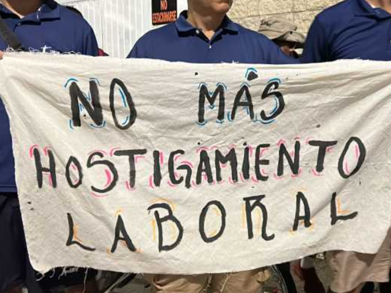 Trabajadores de 'Cancún Adventures’ realizan paro laboral en Playa del Carmen