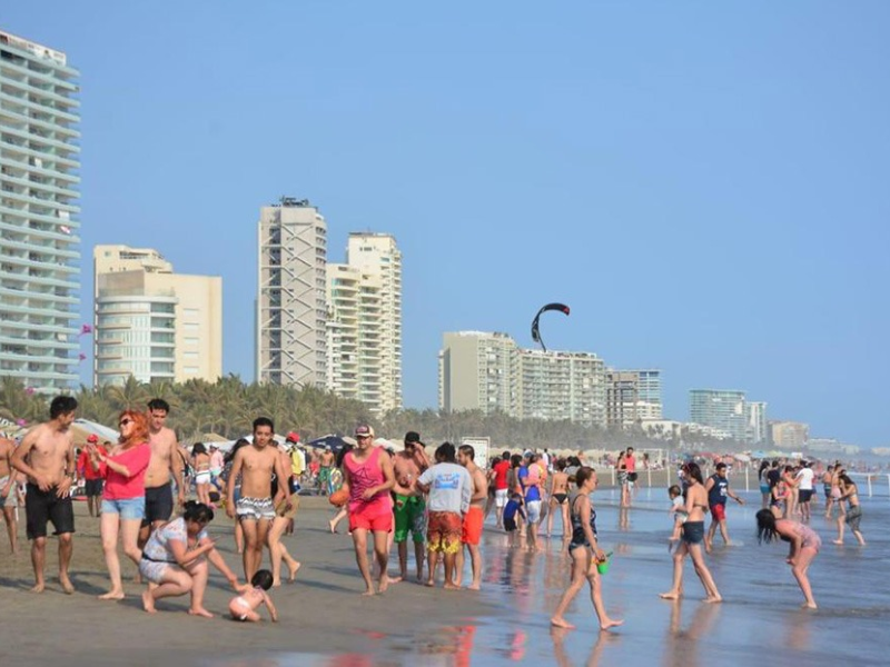 Ocupación hotelera creció en 70 destinos turísticos de México: Miguel Torruco