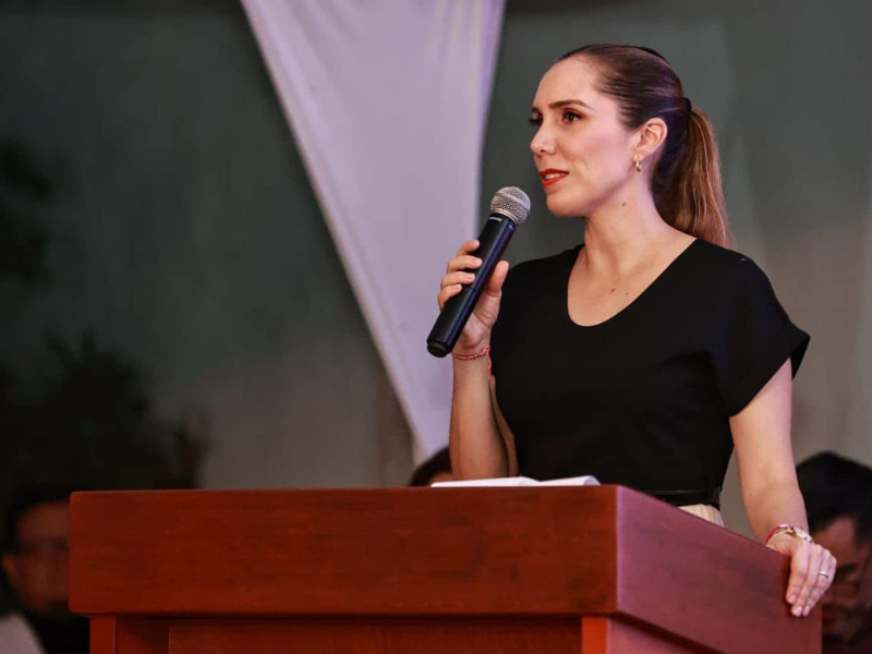 Atenea Gómez Ricalde invita al pueblo isleño a la presentación de su Segundo Informe de Resultados