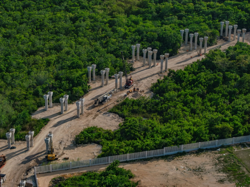 Obras de Puente Nichupté avanza; ampliación de la Chac Mool va en un 30%