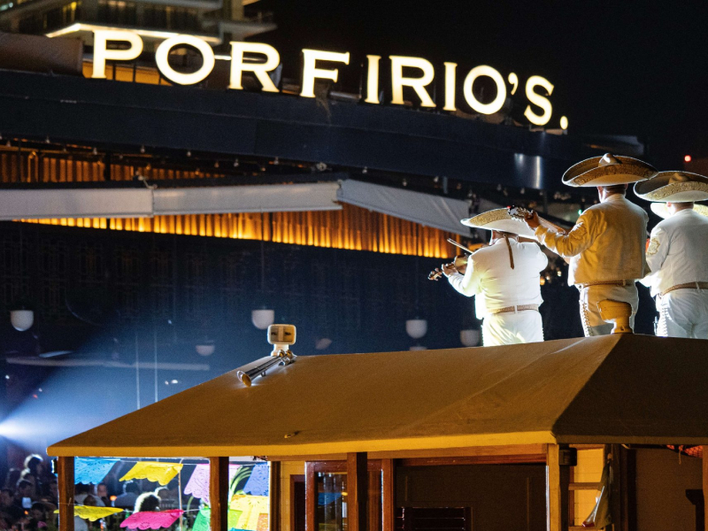 Porfirios
