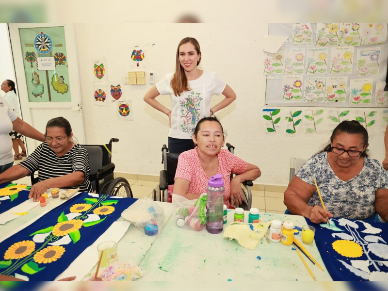 Atenea Gómez fomenta el empoderamiento de las isleñas