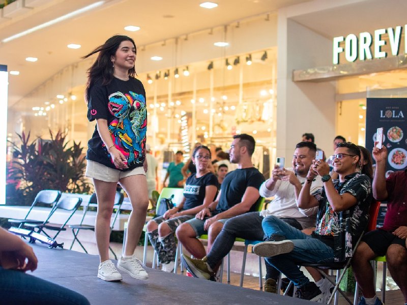 Fashion Show: Estilo y autoconfianza para empoderar a la juventud