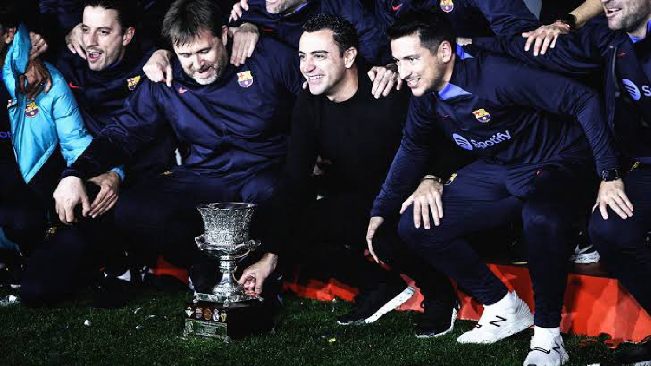 Xavi Hernández anunció su renuncia como entrenador del FC Barcelona durante la rueda de prensa