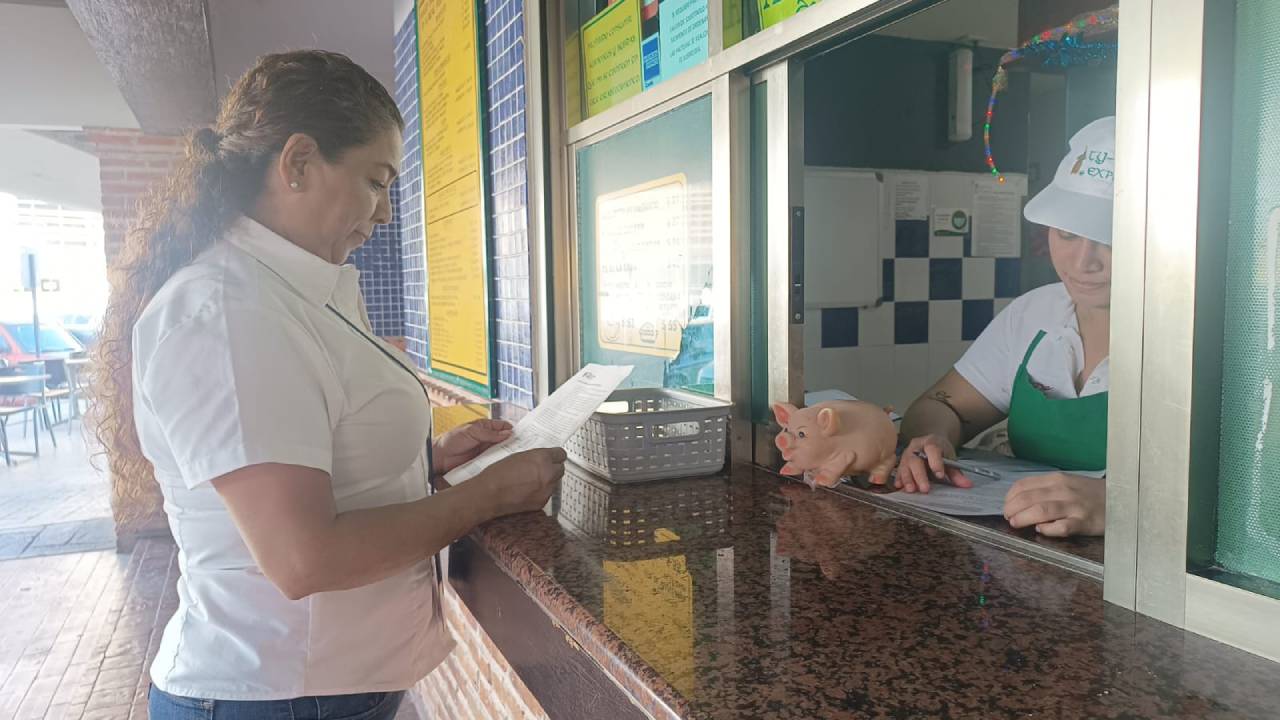 Las empresas que no aumentaron el salario mínimo deberán pagarlo retroactivo.