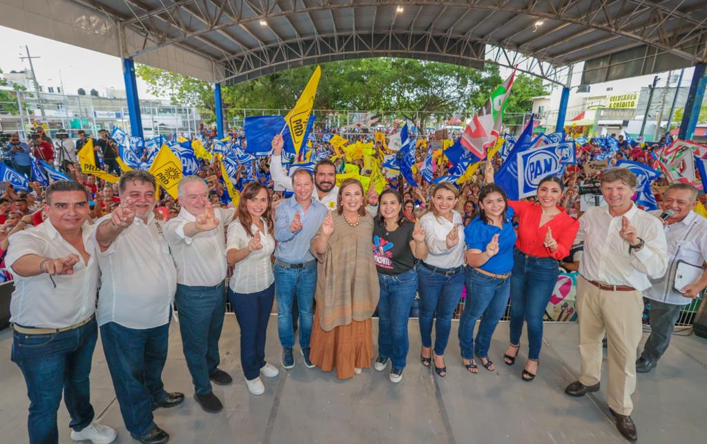En Playa del Carmen, Xóchitl Gálvez reconoció al priismo que se mantiene firme.