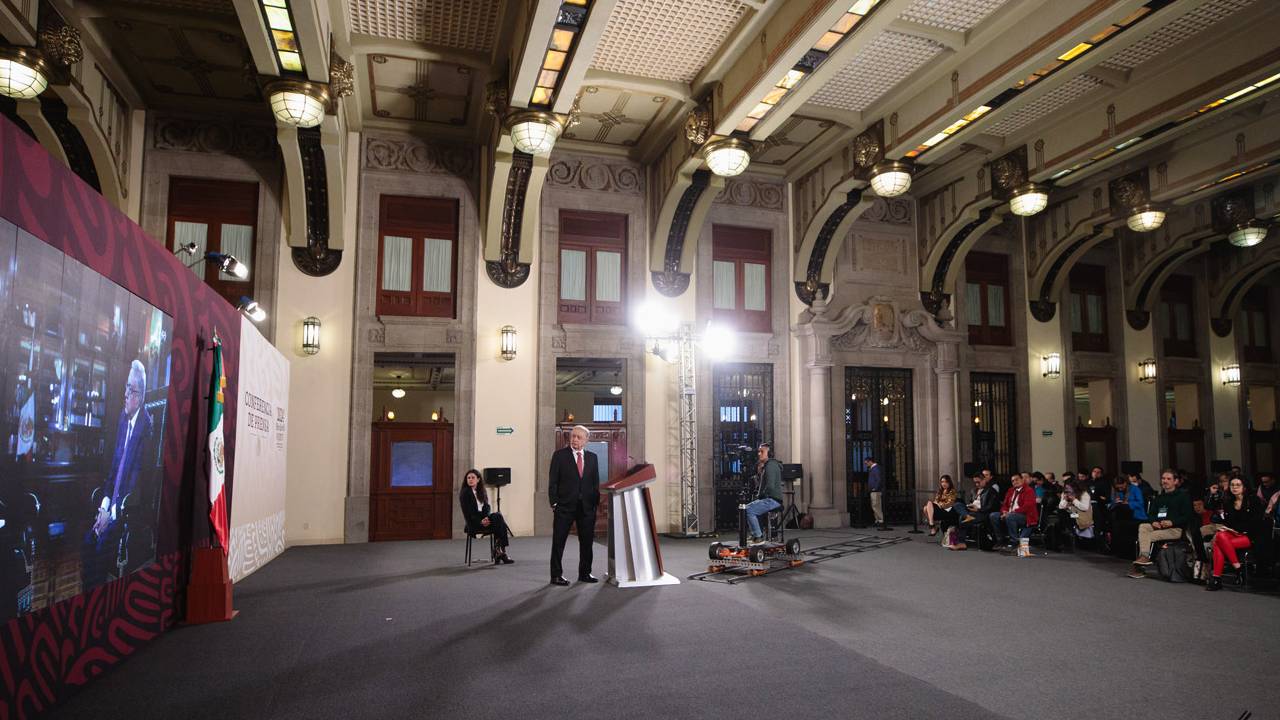 El INAI determinará si la divulgación del celular de una reportera del NYT constituye violaciones a la ley de protección de datos.