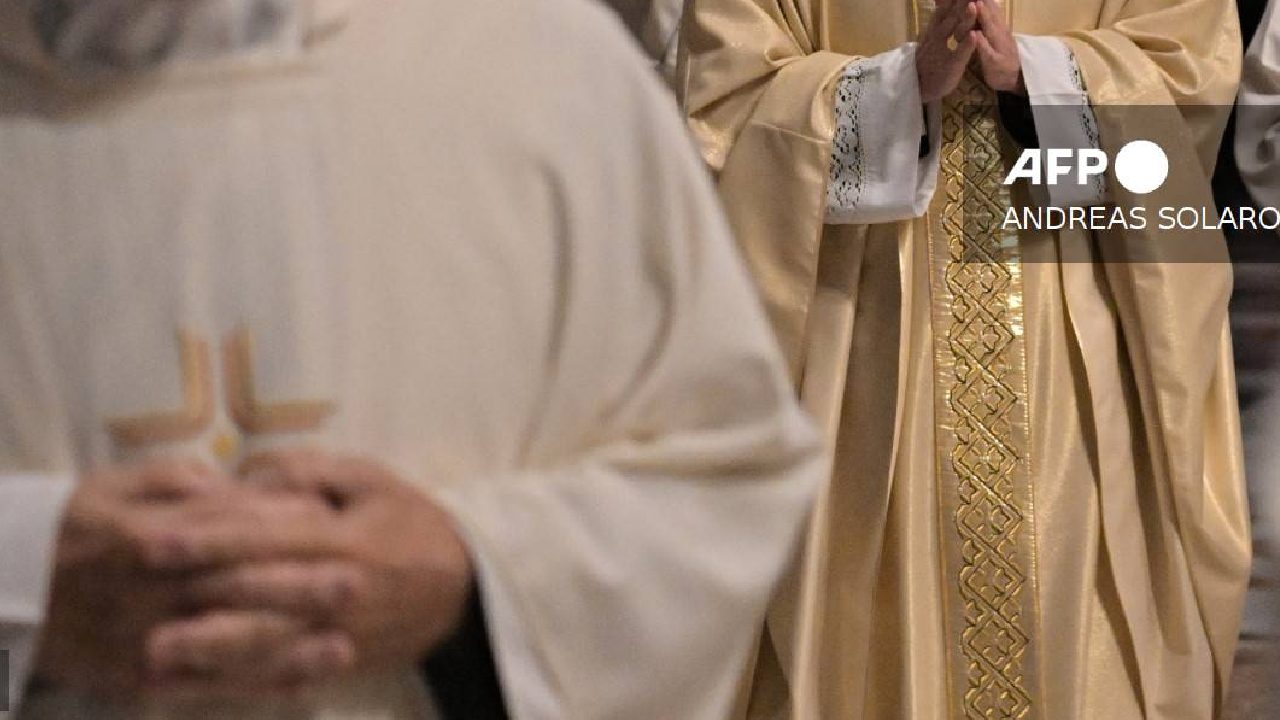 El sumo pontífice "aceptó la dimisión" del arzobispo de Szczecin, en el noroeste de Polonia, Andrzej Dziega.