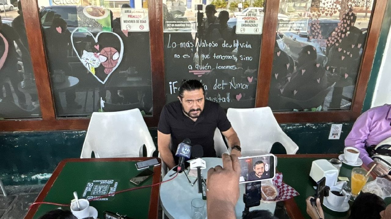 De rara y politizada calificó el líder del PRD, Leobardo Rojas López la detención de José Esquivel Vargas