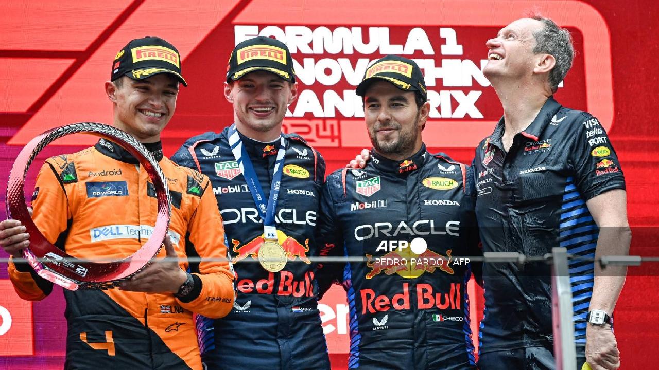 Corredores celebran en el odio del GP de China.