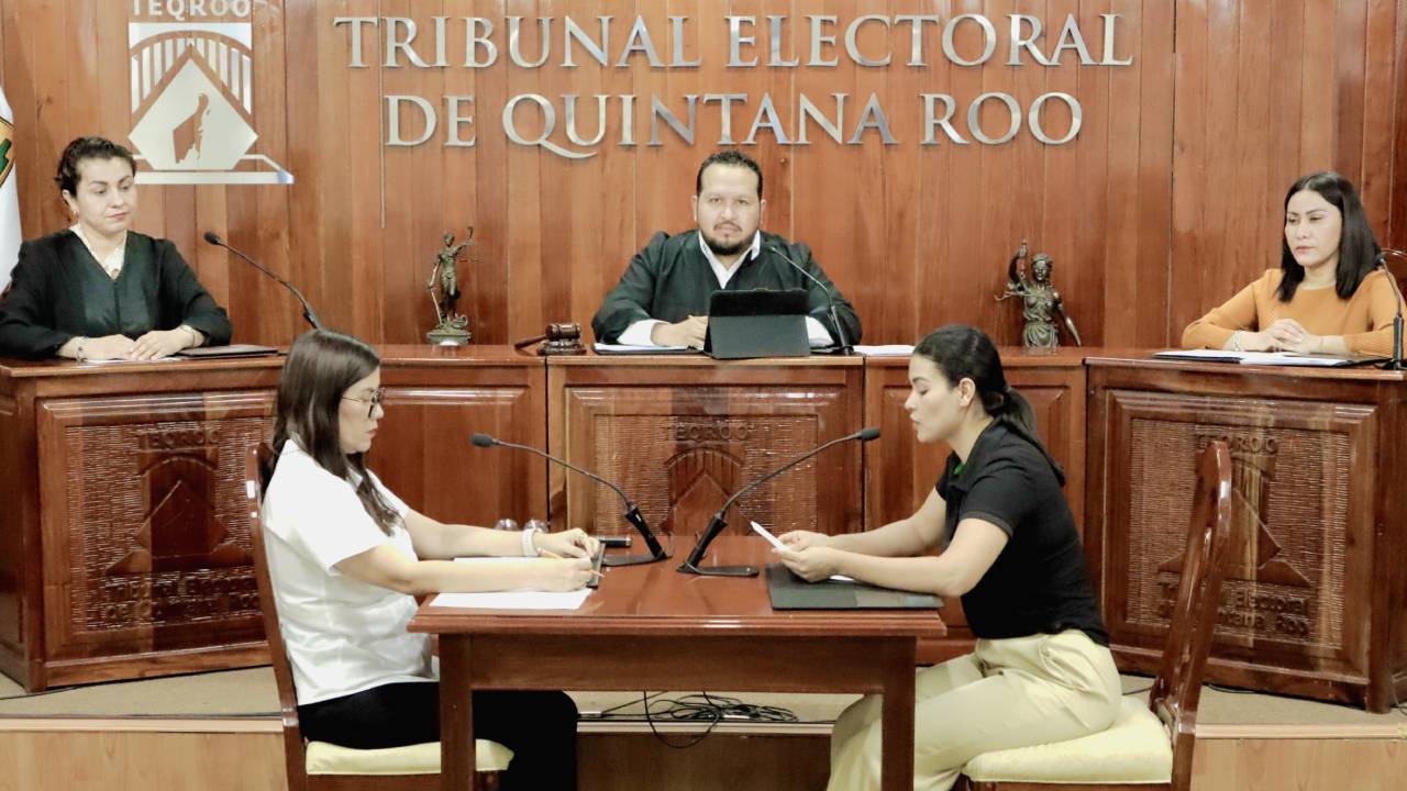 Sesión del Tribunal Electoral de Quintana Roo.