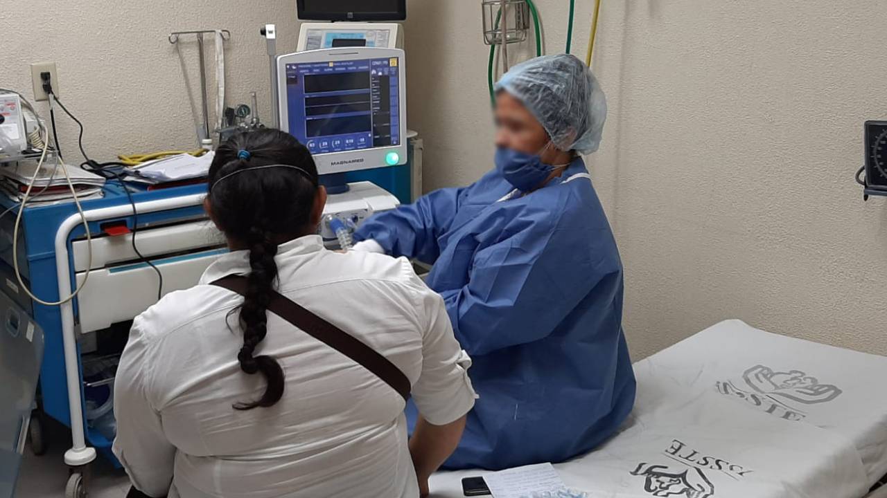 Aspecto de atención médica en una clínica del ISSSTE.