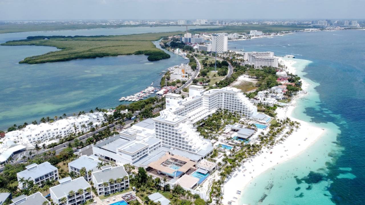 Zona hotelera de Cancún, donde ha excepciones para la ley seca.