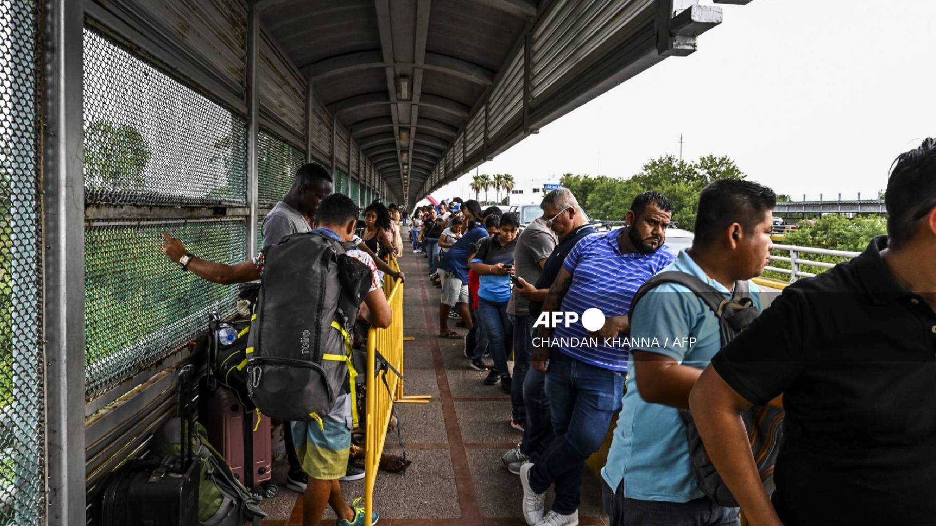 El presidente Joe Biden endurece medidas migratorias.