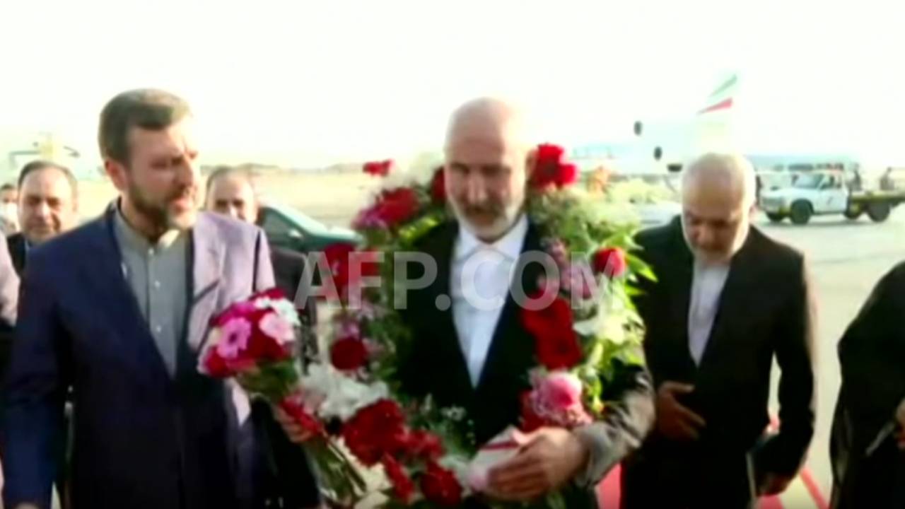 Hamid Noury ​​llega a Teherán, después del intercambio de prisioneros.