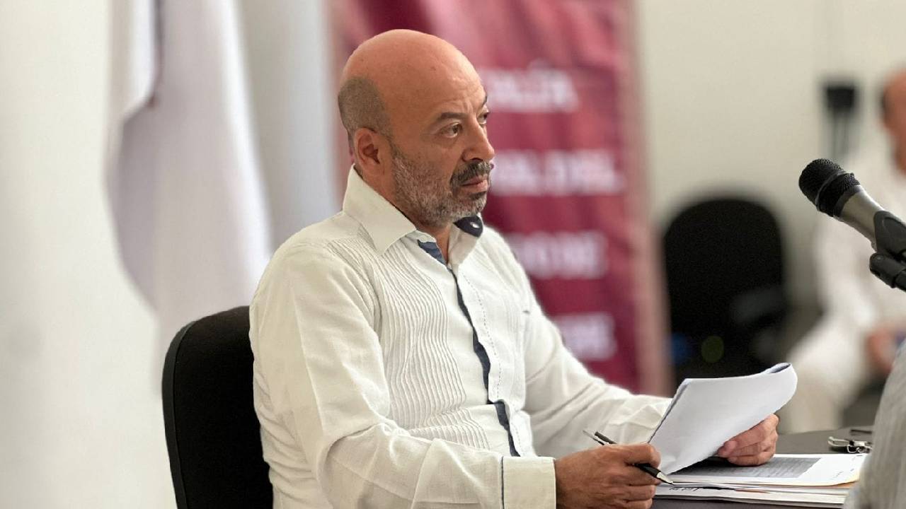 Renato Sales Heredia presentó su renuncia como fiscal general de Campeche.