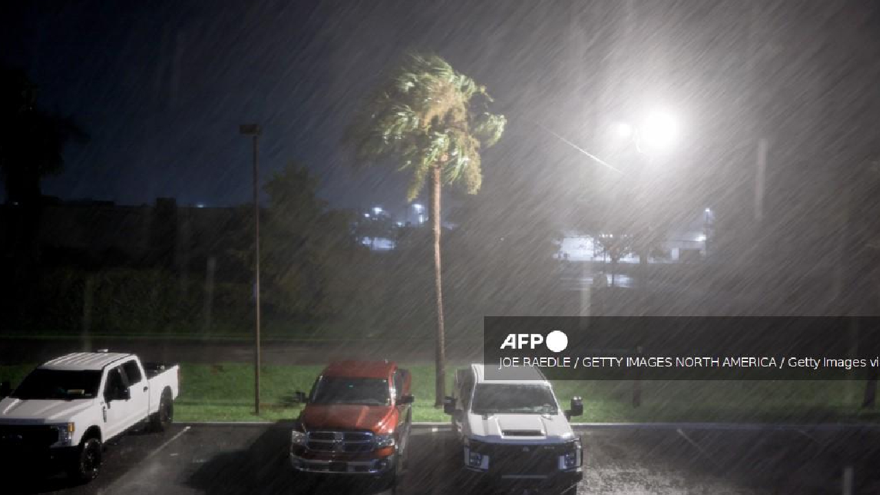 Debby golpeó hoy la Florida.