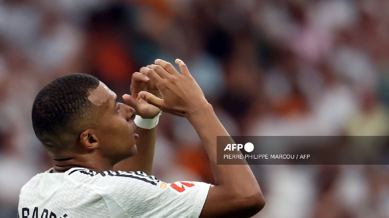 Kylian Mbappé tuvo un agrio debut en casa.