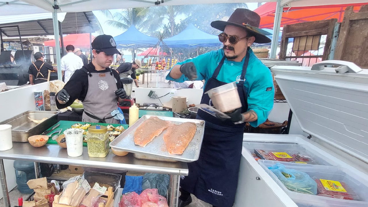 El restaurante Nixtamal ofrece una amplia variedad de platillos.
