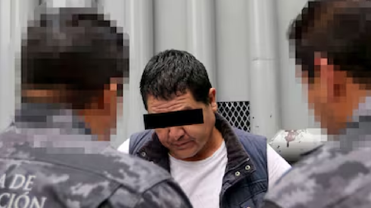 El sujeto está implicado en el caso Ayotzinapa.
