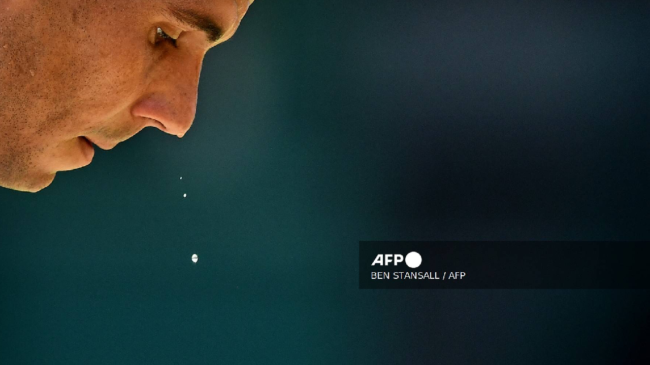 Rafael Nadal anuncia su retiro de las canchas de tenis.