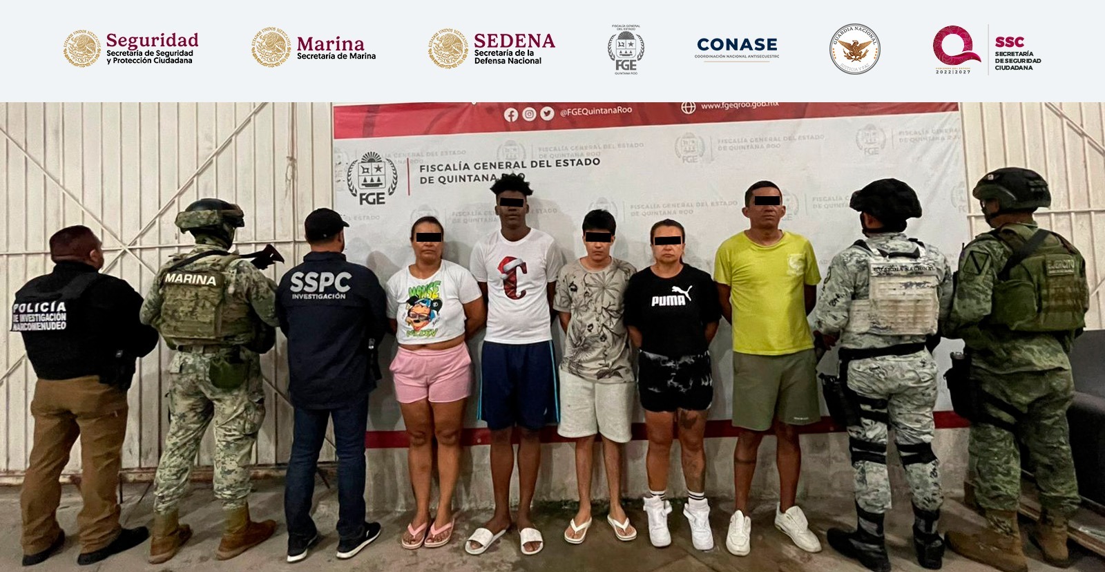 Asegura FGE droga, personas y motocicletas en cateos en Cancún