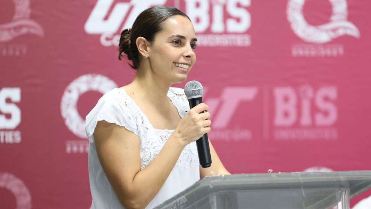 Ana Paty Peralta de la Peña.
