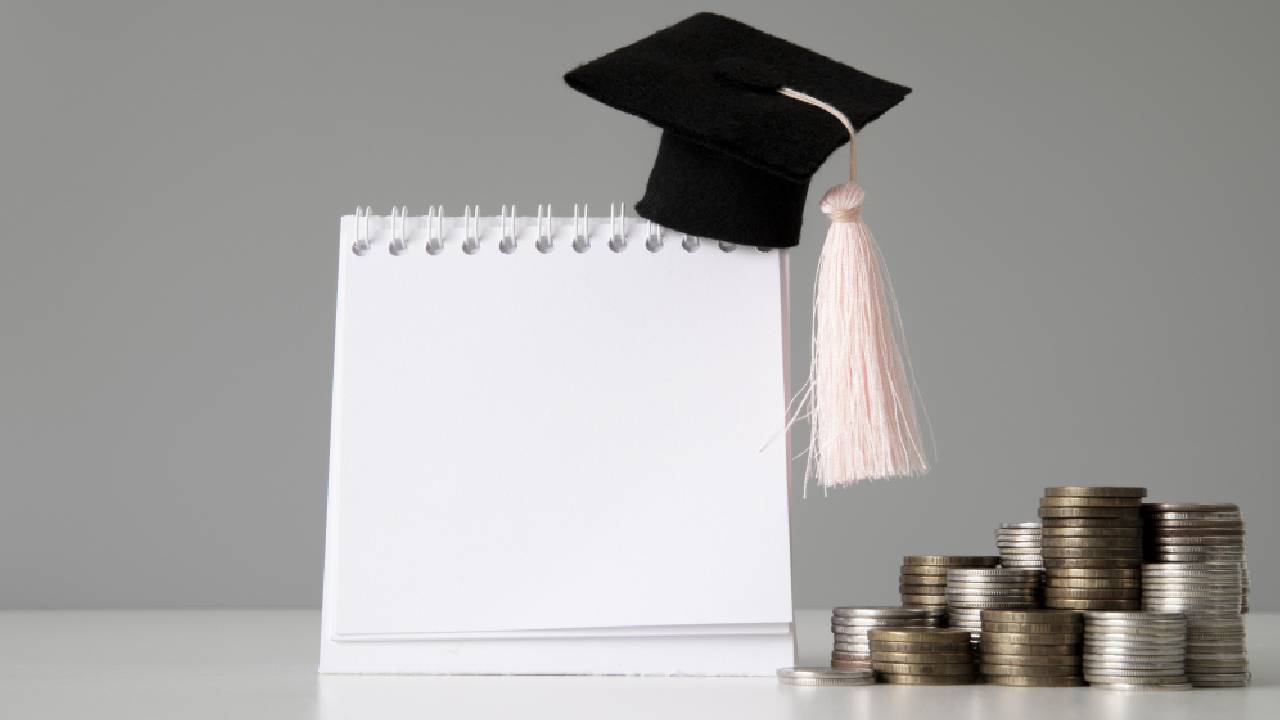Pago de becas en Cancún.
