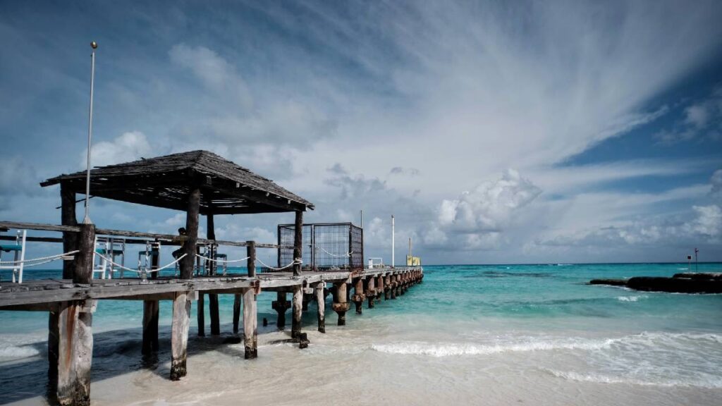 Clima en Quintana Roo marcado por ambiente caluroso.