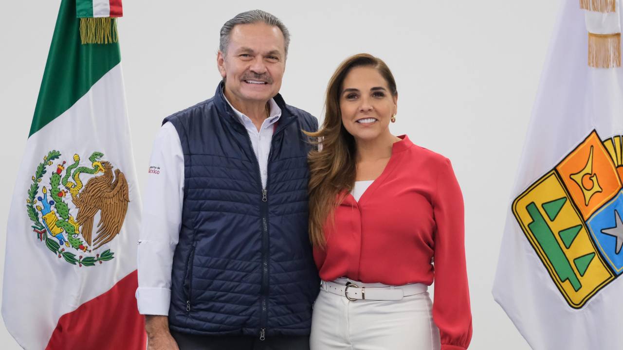 Funcionarios públicos. 