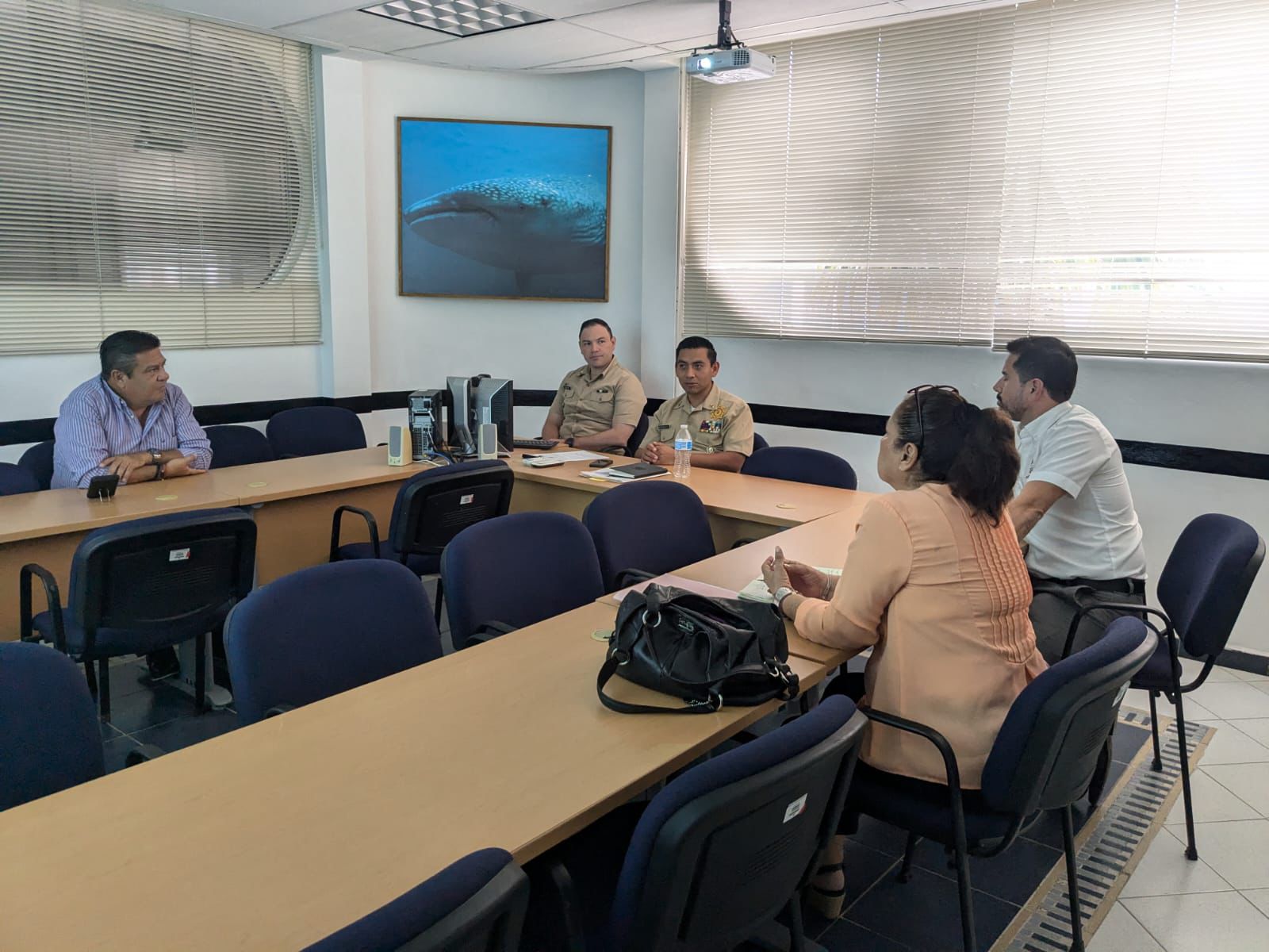 Reunión de Náuticos con Capitanía de Puerto