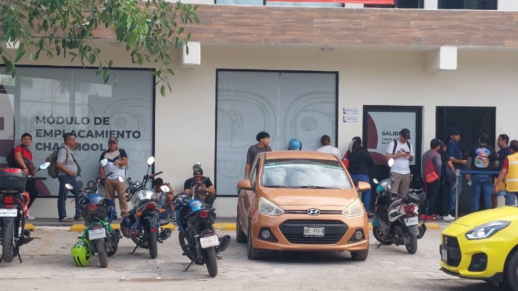 Aprovecha y realiza el refrendo vehicular.