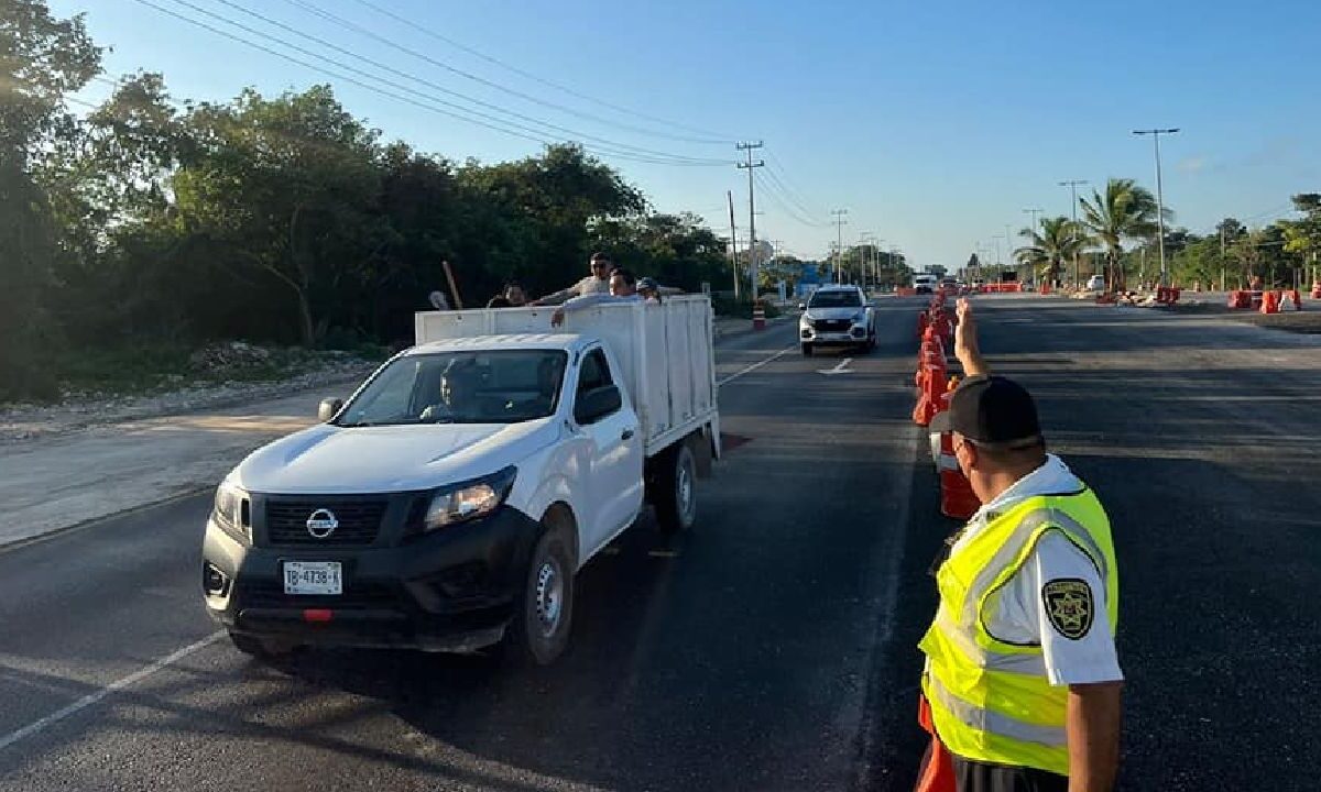 Continúan algunos cierres viales.