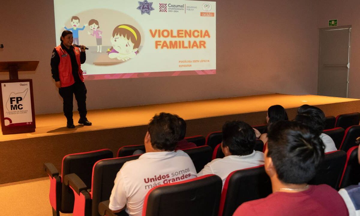 Charlas sobre violencia intrafamiliar.