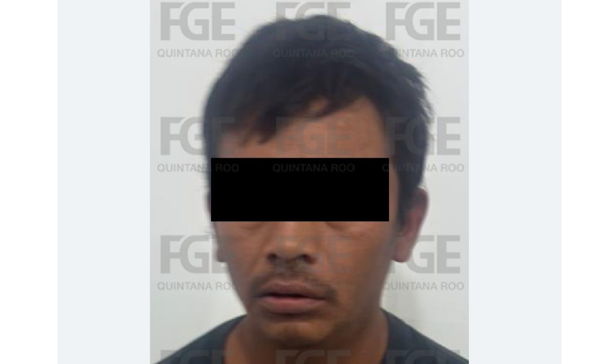 La policía logró el arresto de un hombre en Tulum.