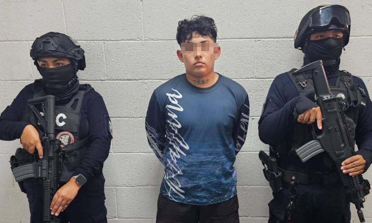 Detienen en Cozumel a sujeto con droga.