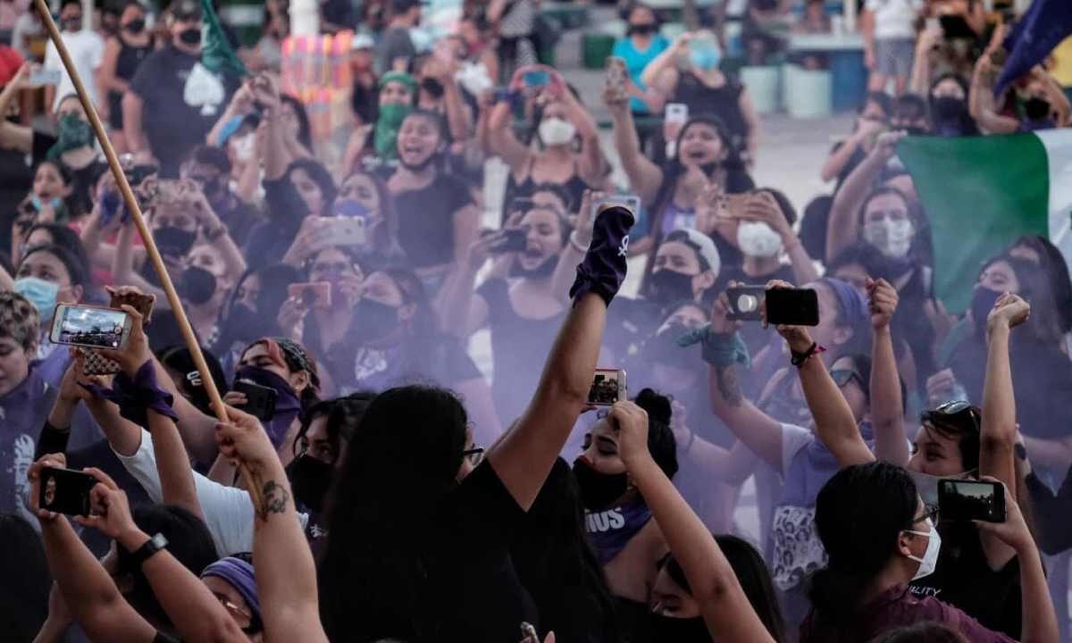 Manifestación de un colectivo feminista, en Cancún.