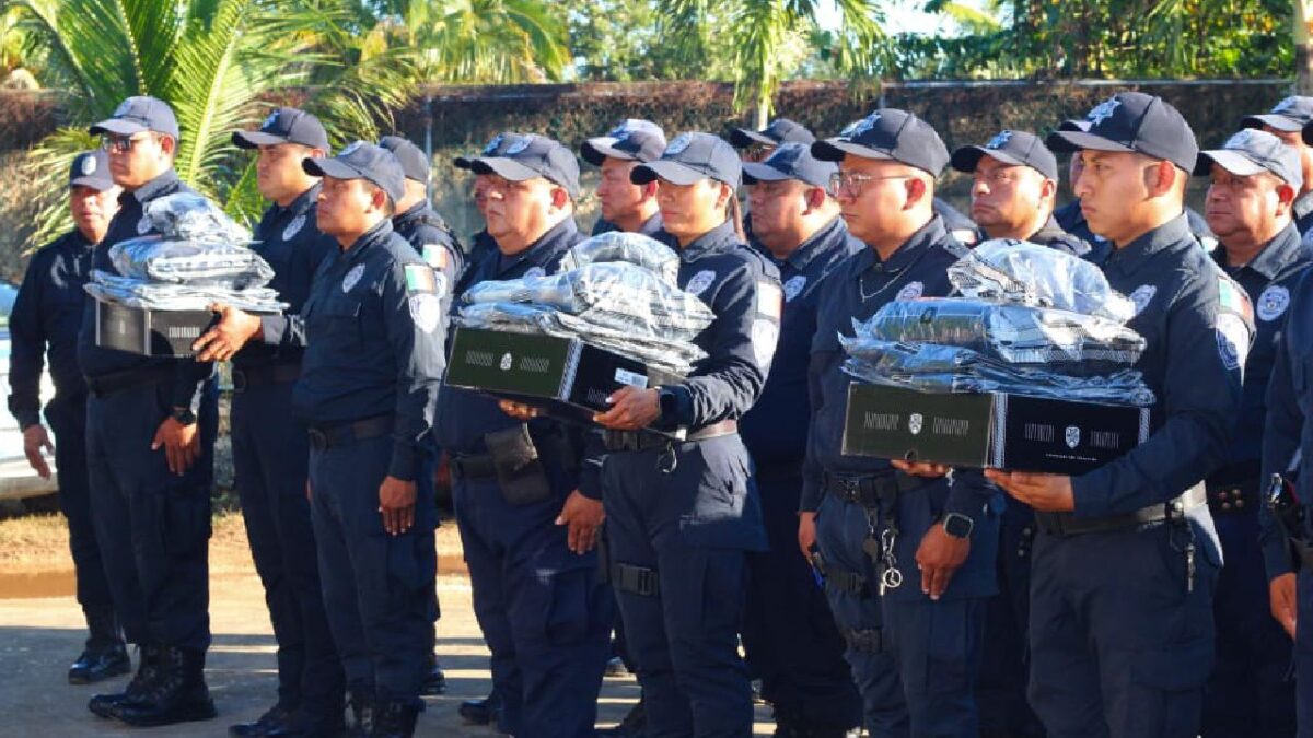 Reconocen falta de policías en Lázaro Cárdenas.