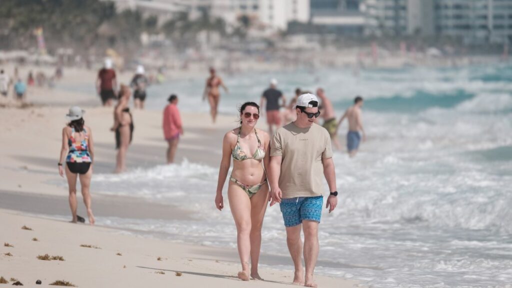 Turistas en Cancún.